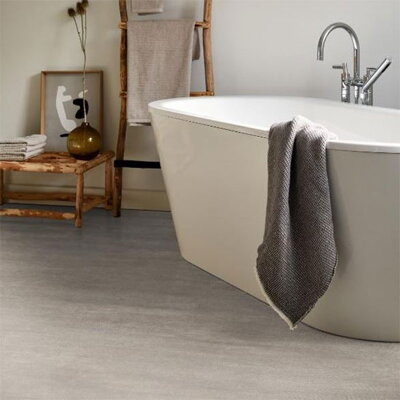 EGGER HOME 8/32 Kingsize -Dub Betón Cefalu svetlý EHL 004 S 8 mm AC4/32 4V+1 dlažba CLIC it! (418739)